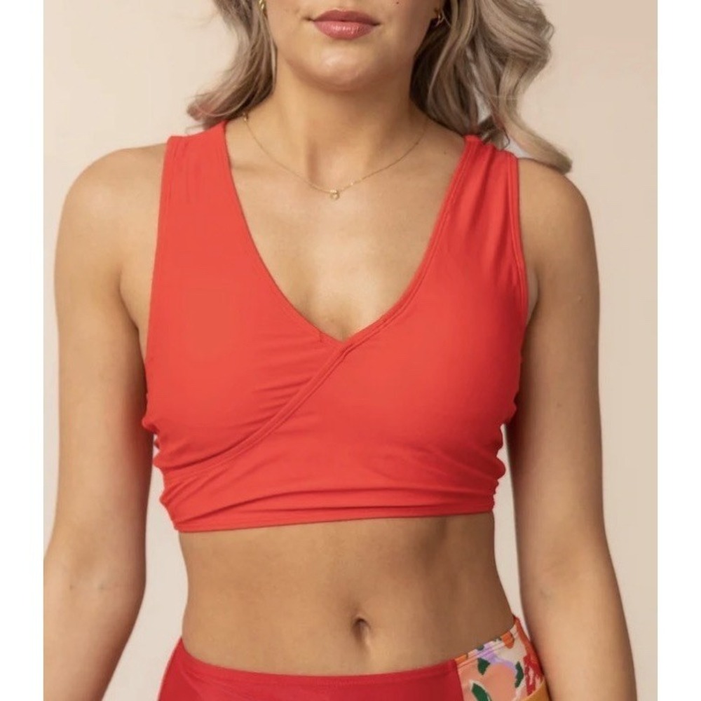 Nani Swimwear Cardinal Red Twist Crop Bikini Top Size Large
